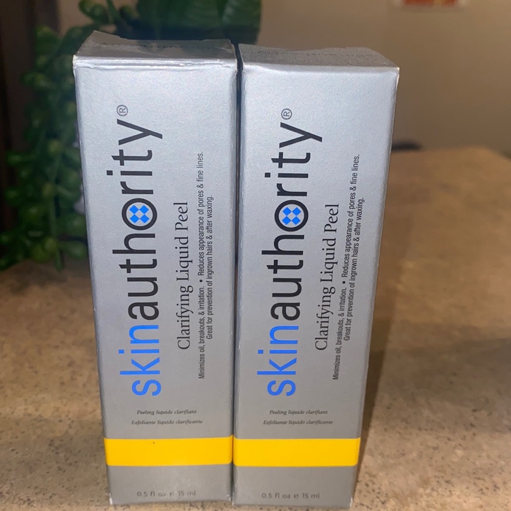 Skin authority clarifying liquid peel